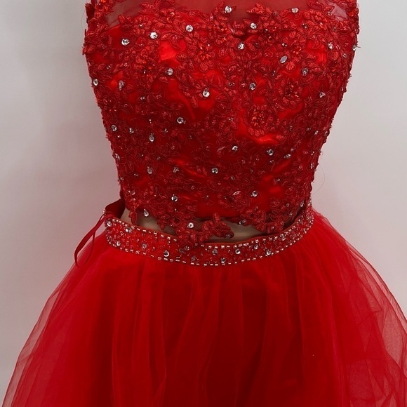 A-line High Neck Tulle Short/Mini Sequins Short Prom Dresses - Picture 6 of 14